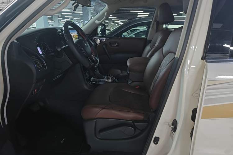 Used Nissan Patrol 2018 4.0L Automatic 7-Seater Middle East Version Left Front Seat