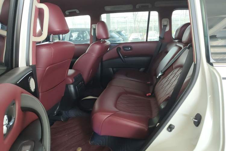 Used Nissan Patrol 2018 4.0L Automatic 7-Seater Middle East Version Left Rear Seat