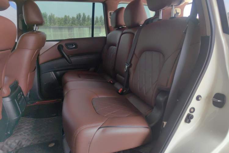 Used Nissan Patrol 2018 4.0L SE Middle East Version Left Rear Seat