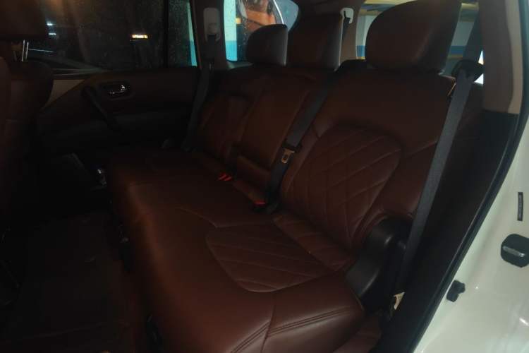 Used Nissan Patrol 2018 4.0L LinkedIn Edition Left Rear Seat