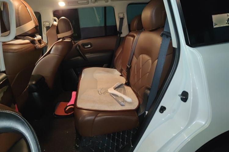 Used Nissan Patrol 2018 4.0L LinkedIn Edition Left Rear Seat