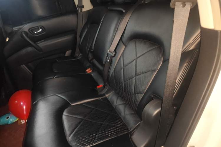 Used Nissan Patrol 2018 4.0L Automatic 7-Seater Middle East Version Left Rear Seat