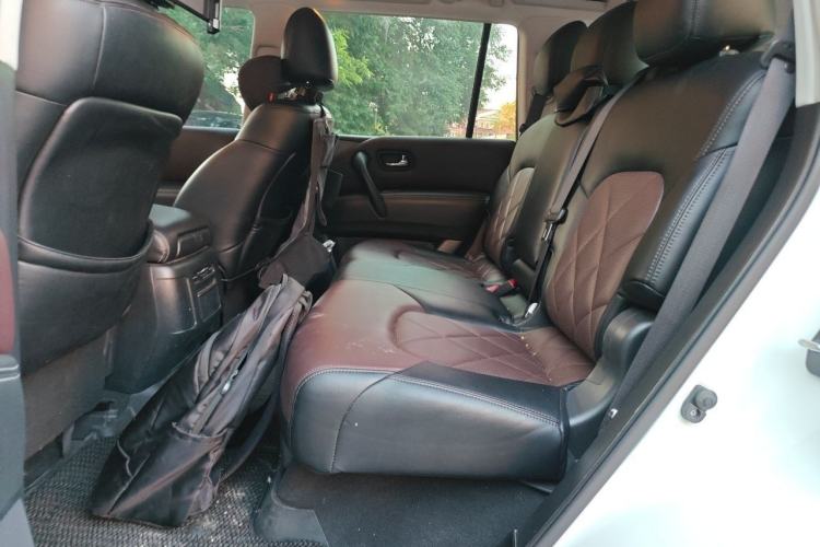 Used Nissan Patrol 2018 4.0L LinkedIn Edition Left Rear Seat