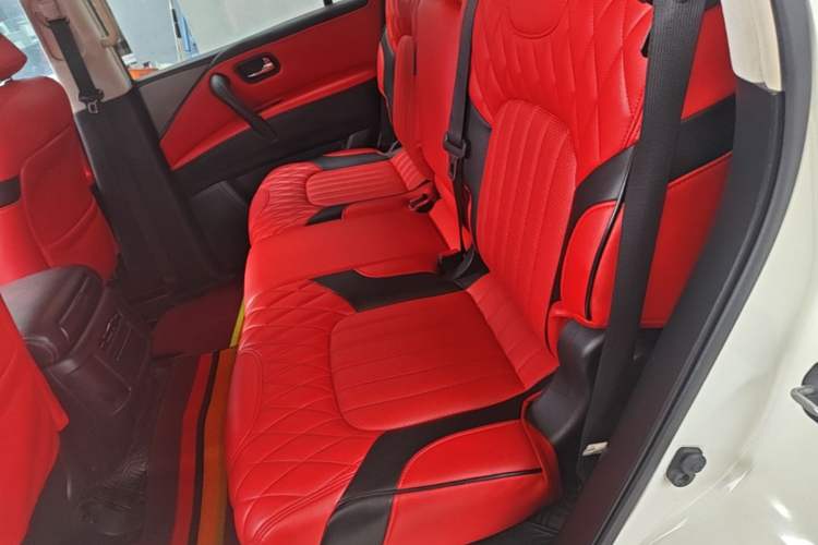 Used Nissan Patrol 2018 4.0L LinkedIn Edition Left Rear Seat