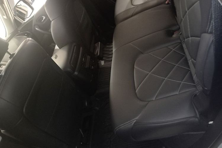Used Nissan Patrol 2018 4.0L SE Middle East Version Left Rear Seat