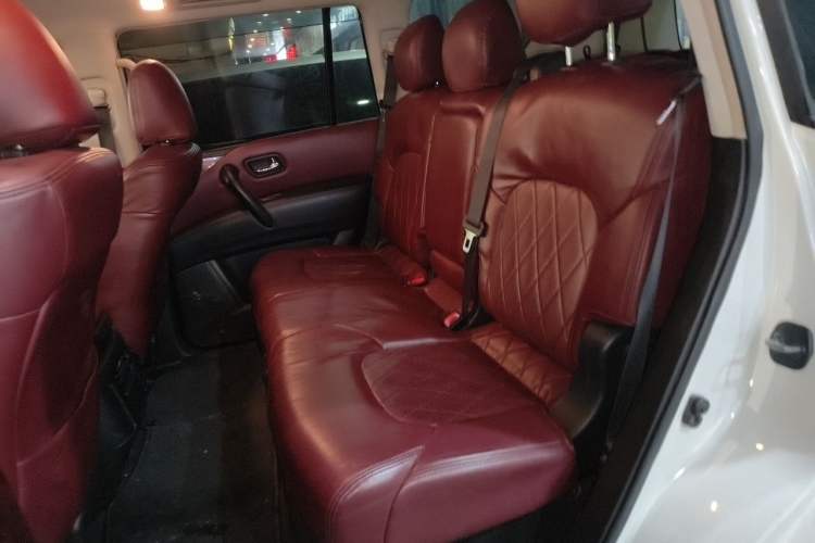 Used Nissan Patrol 2018 4.0L LinkedIn Edition Left Rear Seat