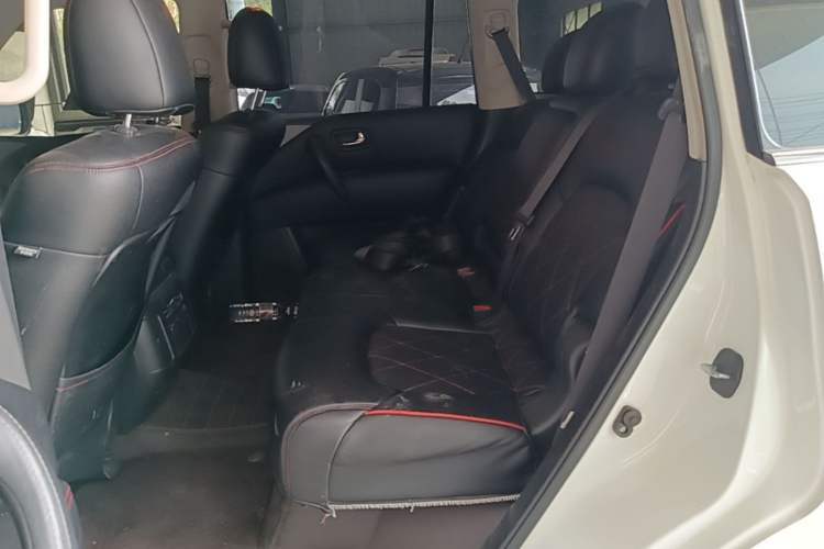 Used Nissan Patrol 2018 Y62 4.0 XE Middle East Left Rear Seat