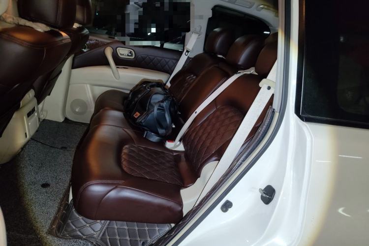 Used Nissan Patrol 2018 4.0L SE Middle East Version Left Rear Seat