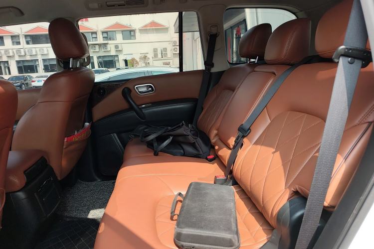Used Nissan Patrol 2018 4.0L LinkedIn Edition Left Rear Seat