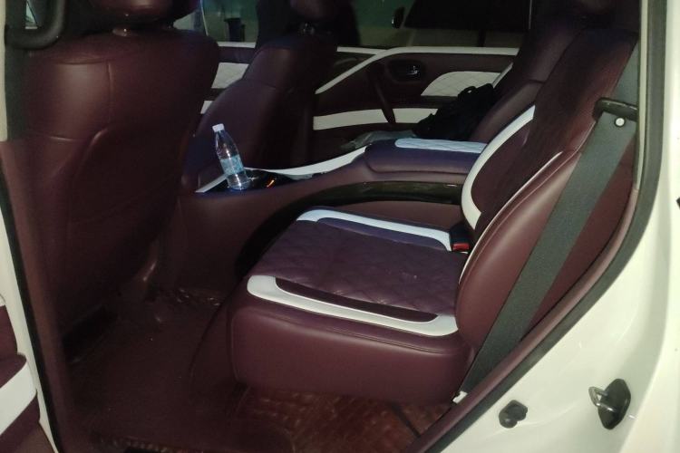 Used Nissan Patrol 2018 4.0L LinkedIn Edition Left Rear Seat
