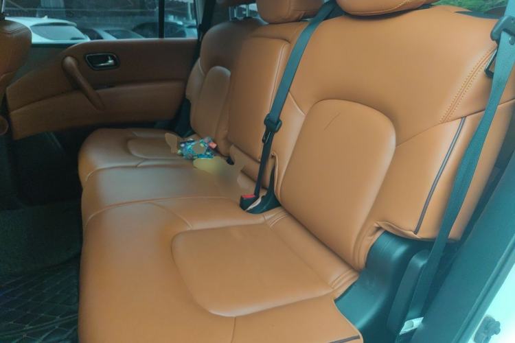 Used Nissan Patrol 2018 4.0L LinkedIn Edition Left Rear Seat