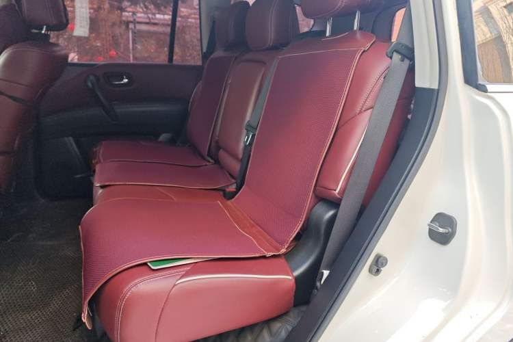 Used Nissan Patrol 2018 4.0L LinkedIn Edition Left Rear Seat