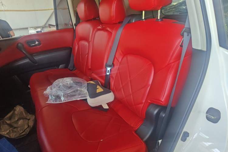 Used Nissan Patrol 2018 4.0L LinkedIn Edition Left Rear Seat