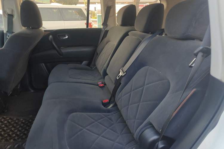 Used Nissan Patrol 2018 4.0L LinkedIn Edition Left Rear Seat