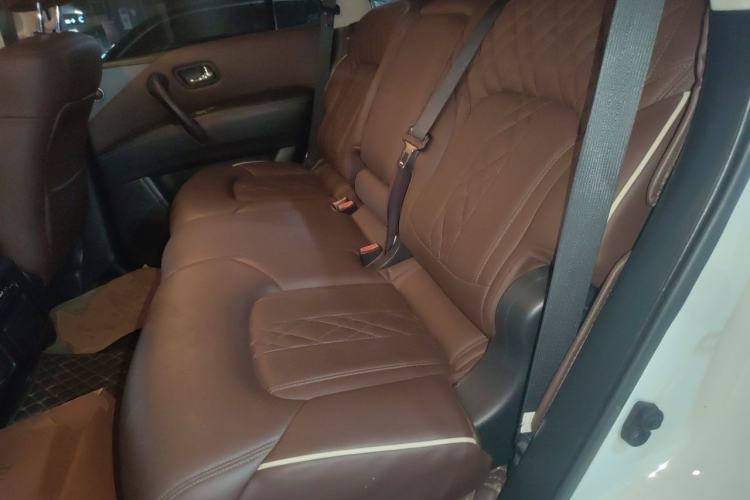 Used Nissan Patrol 2018 4.0L Automatic 7-Seater Middle East Version Left Rear Seat