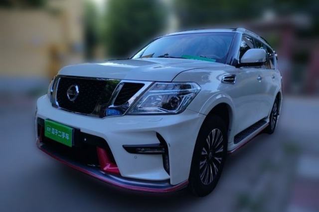 Used Nissan Patrol Nissan Patrol 2018, 4.0-liter gasoline, automatic transmission, seven seats