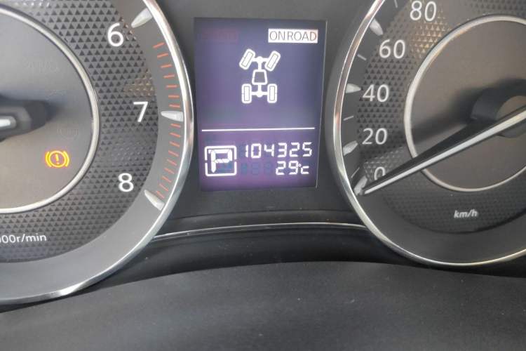 Used Nissan Patrol 2018 4.0L Flagship Model Odometer Close Up