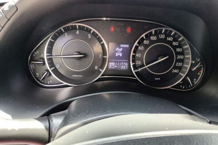 Used Nissan Patrol 2018 4.0L Automatic 7-Seater Middle East Version Odometer Close Up
