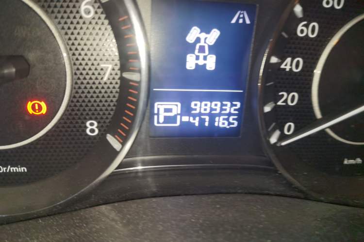Used Nissan Patrol 2018 4.0L Automatic 7-Seater Middle East Version Odometer Close Up