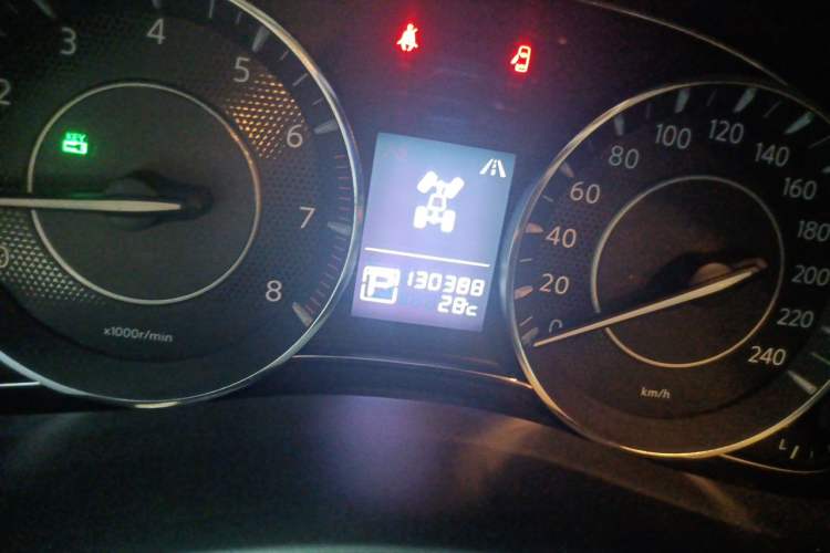 Used Nissan Patrol 2018 Y62 4.0 XE Middle East Odometer Close Up