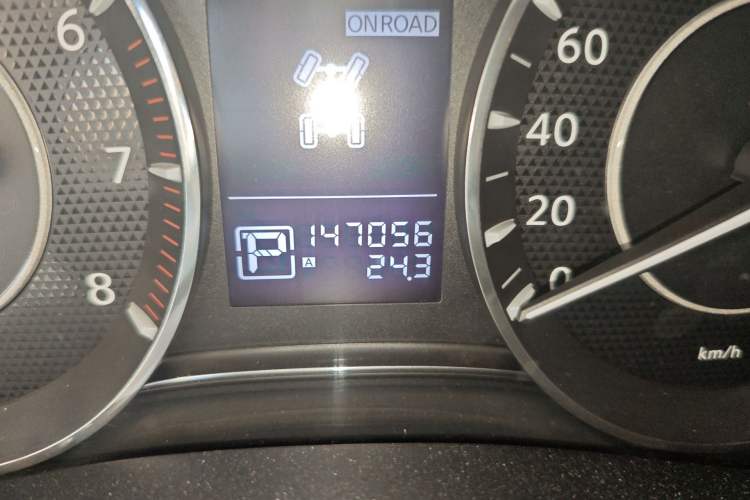 Used Nissan Patrol 2018 4.0L LinkedIn Edition Odometer Close Up