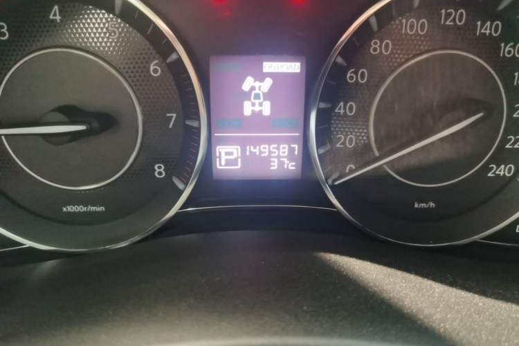Used Nissan Patrol  Odometer Close Up