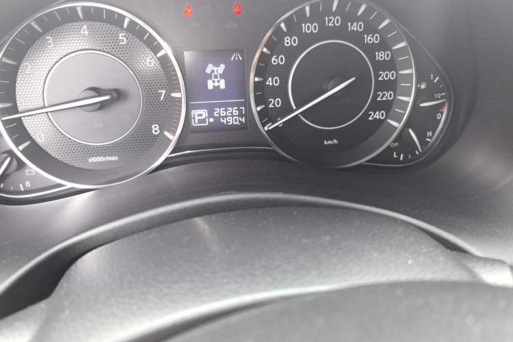 Used Nissan Patrol 2018 4.0L Automatic 7-Seater Middle East Version Odometer Close Up