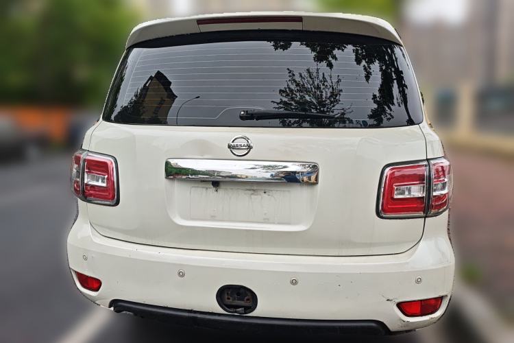 Used Nissan Patrol  Rear