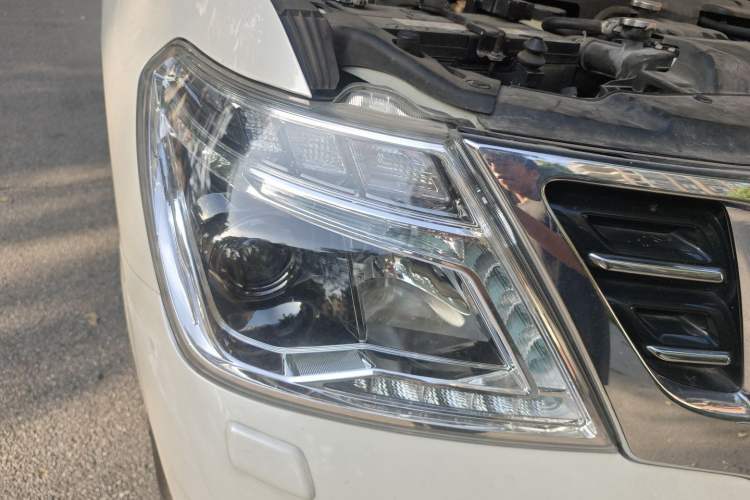 Used Nissan Patrol 2018 5.6L Standard Version Right Front Headlight