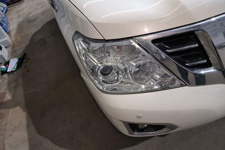 Used Nissan Patrol 2018 Y62 4.0 XE Middle East Right Front Headlight