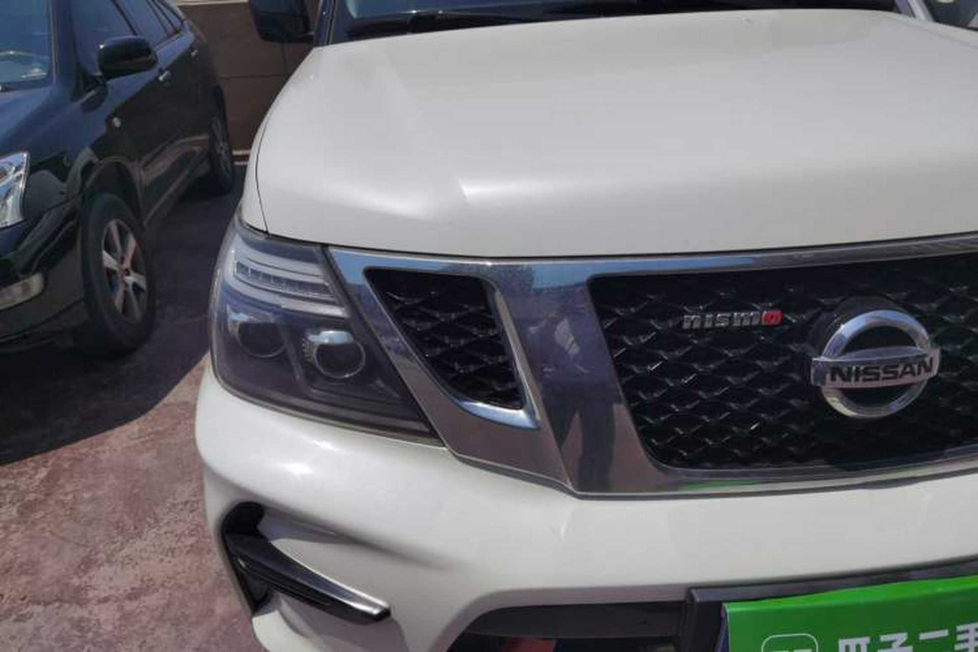 Used Nissan Patrol 2018 4.0L LinkedIn Edition Right Front Headlight