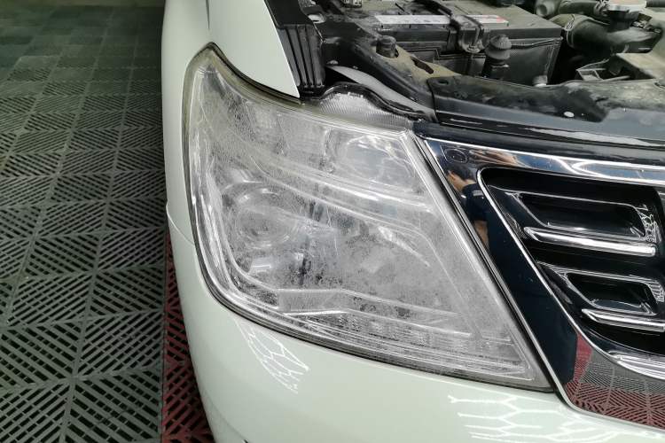 Used Nissan Patrol 2018 4.0L Automatic 7-Seater Middle East Version Right Front Headlight