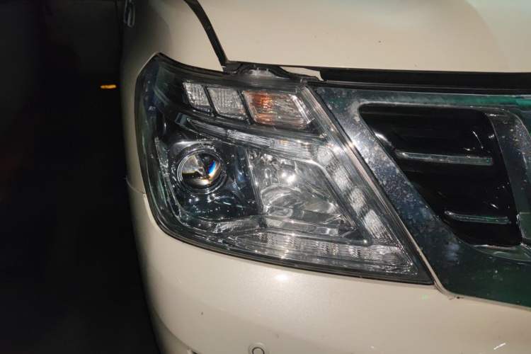 Used Nissan Patrol 2018 4.0L LinkedIn Edition Right Front Headlight