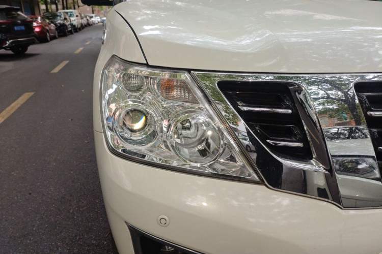 Used Nissan Patrol 2018 4.0L LinkedIn Edition Right Front Headlight