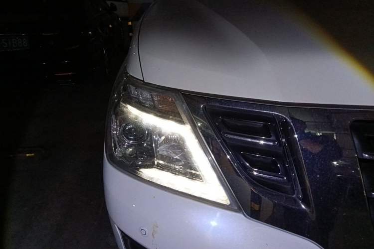 Used Nissan Patrol  Right Front Headlight