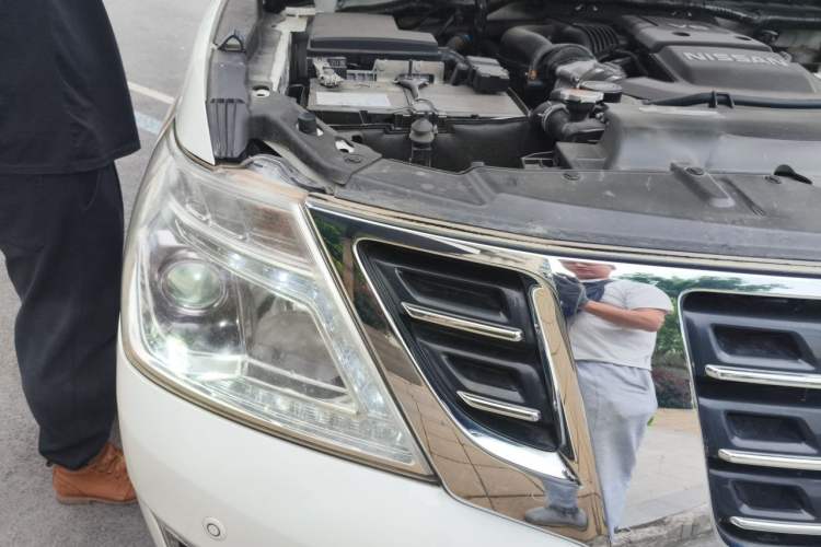Used Nissan Patrol 2018 4.0L LinkedIn Edition Right Front Headlight