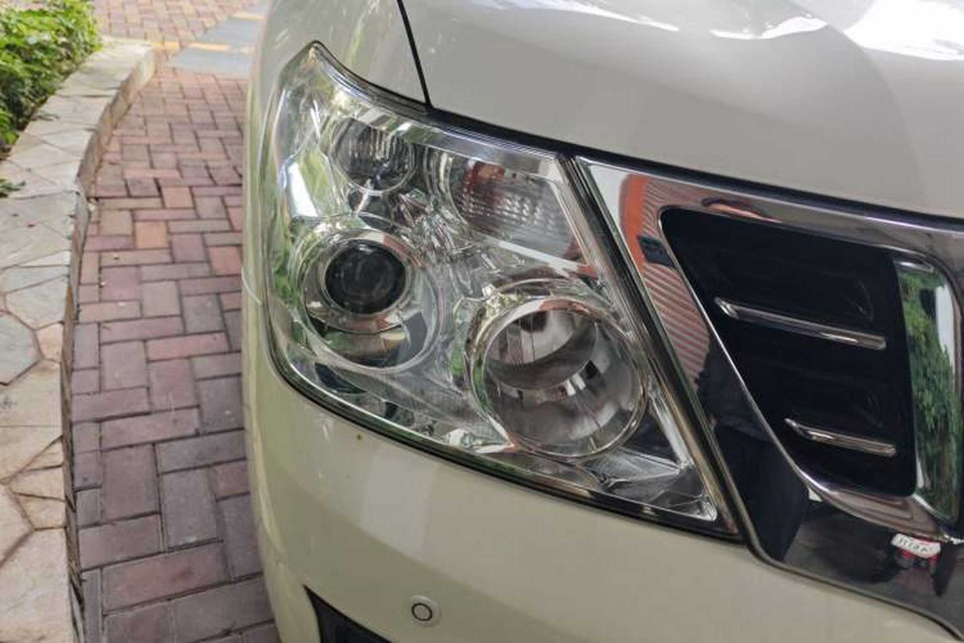 Used Nissan Patrol  Right Front Headlight