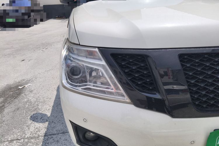 Used Nissan Patrol  Right Front Headlight