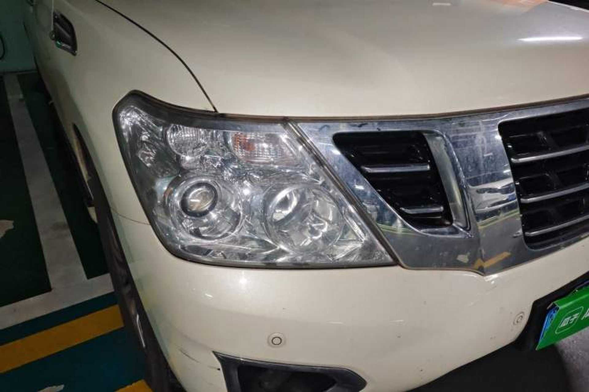 Used Nissan Patrol 2018 4.0L Automatic 7-Seater Middle East Version Right Front Headlight
