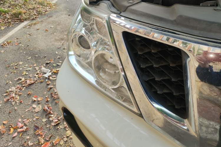 Used Nissan Patrol 2018 4.0L LinkedIn Edition Right Front Headlight