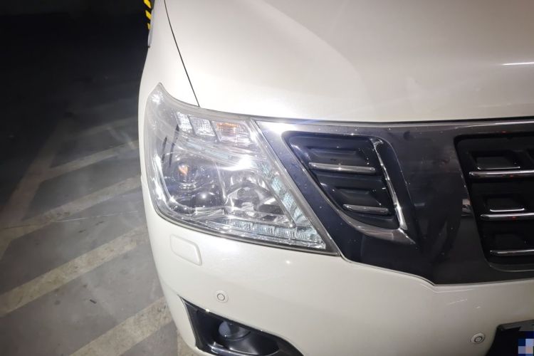 Used Nissan Patrol  Right Front Headlight