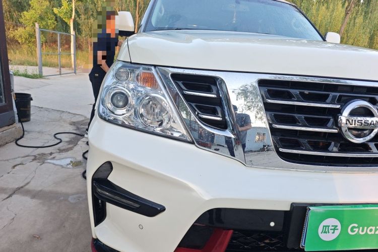 Used Nissan Patrol  Right Front Headlight
