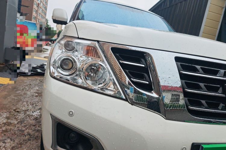 Used Nissan Patrol 2018 Y62 4.0 XE Middle East Right Front Headlight