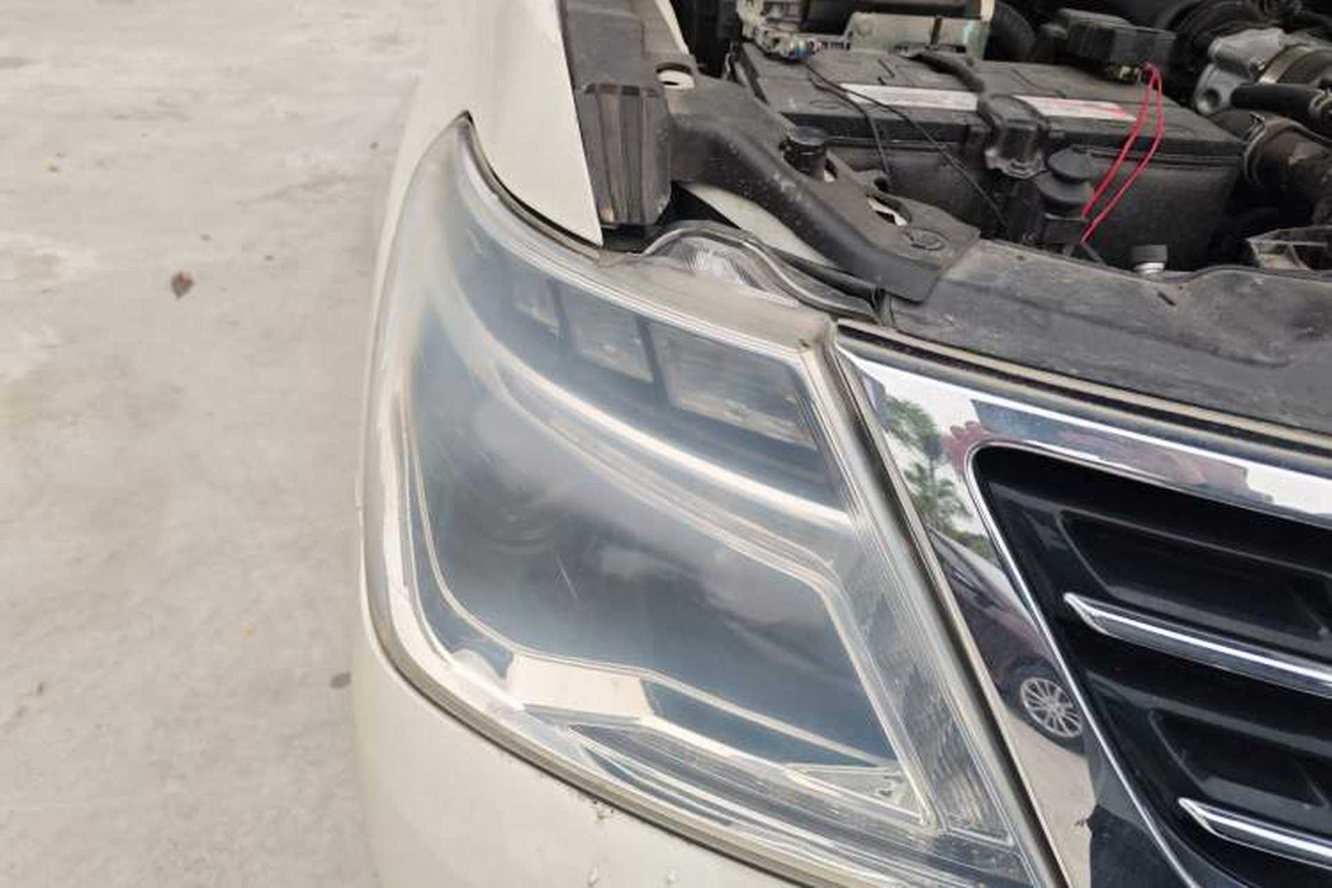 Used Nissan Patrol 2018 4.0L Automatic 7-Seater Middle East Version Right Front Headlight