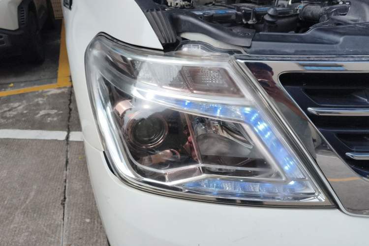 Used Nissan Patrol 2018 Y62 4.0 XE Middle East Right Front Headlight