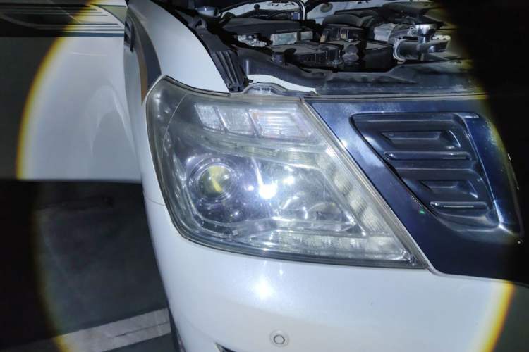 Used Nissan Patrol  Right Front Headlight