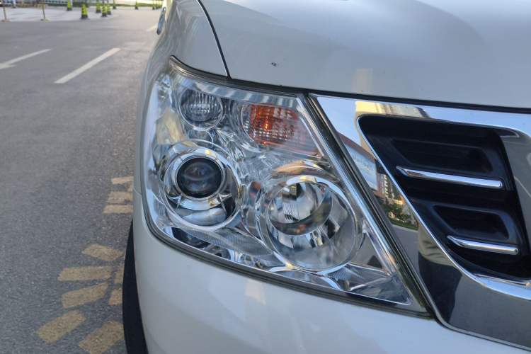 Used Nissan Patrol 2018 4.0L LinkedIn Edition Right Front Headlight