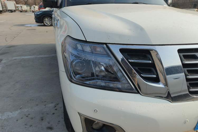 Used Nissan Patrol 2018 4.0L LinkedIn Edition Right Front Headlight