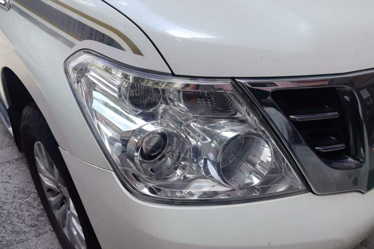 Used Nissan Patrol 2018 4.0L LinkedIn Edition Right Front Headlight