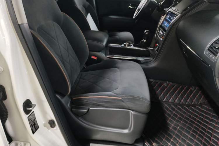 Used Nissan Patrol 2018 Y62 4.0 XE Middle East Right Front Seat